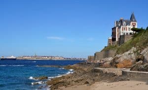 accès plage camping mer Bretagne